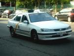 La Policía actúa en Santa Justa por una discusión entre un taxista y un conductor de Tussam
