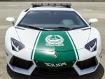 Un Lamborghini Aventador recorre las calles de Dubai