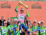 A Basso no le basta el Giro y quiere ganar el Tour, con permiso de Contador
