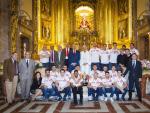 ElPozo Murcia ofrece la Copa del Rey al Ayuntamiento de Murcia y a la Virgen de la Fuensanta