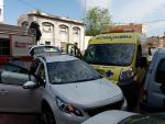 Heridas tres personas al colisionar un turismo y una ambulancia en Murcia