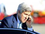 Un fallo en el avión oficial de Kerry le obliga a tomar un vuelo comercial
