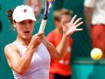 Nuria Llagostera dice adiós a Wimbledon al caer ante la rusa Zvonareva