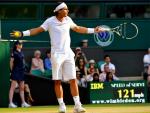 Nadal pasa apuros para progresar en Wimbledon, donde también sigue Ferrer