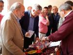 Olona anima a los productores de cerezas a cooperar y poner en marcha iniciativas conjuntas
