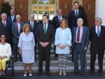 (Ampl.) Rajoy entrega la Medalla de Oro al Mérito en el Trabajo a Gasol y María Teresa Campos, entre otros