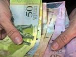 Venezuela importa toneladas de billetes en aviones desde diversos países