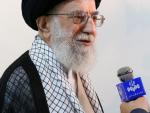 Jameneí dice que EEUU pidió a Irán colaborar en la lucha contra el EI pero "lo rechazamos"