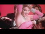 Madonna, en el  vídeo Material Girl.