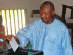 El principal candidato de la oposición en Togo se adjudica la victoria en las presidenciales