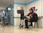 Pacientes del Regional disfrutan de los beneficios de la música gracias a Sinfonendo y Caja Rural Granada