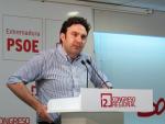 Enrique Pérez felicita a Vara por su "clara" victoria en primarias y dice que seguirá "construyendo una alternativa"