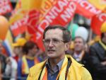 Representantes del movimiento gay interrumpieron la marcha comunista en Moscú