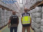 Intervenidas en Pontevedra y Portugal más de 600.000 piezas de cubertería falsificadas y dos personas detenidas