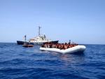 Desaparecidos 40 migrantes tras un naufragio cerca de las costas libias