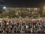 Miles de israelíes se manifiestan en Tel Aviv a favor del diálogo con los palestinos