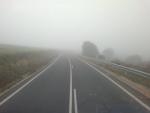 La niebla merma la visibilidad en 19 tramos de carreteras de CyL y el puerto de Lunada, en Burgos, sigue cortado