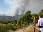 El fuego de Yeste quema ya 1.500 hectáreas y la línea de defensa avanza al este para garantizar la seguridad