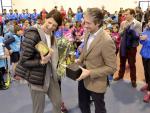 El alcalde de Santander recibe a la atleta Ruth Beitia tras ganar su duodécima medalla internacional