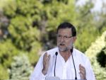 Rajoy anuncia que bajará los impuestos y ve próxima la salida de la recesión