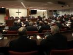 IU pide en el Congreso revisar los beneficios fiscales de la Iglesia y eliminar su asignación del IRPF
