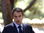 Zapatero pide a los controladores que sean responsables y no hagan huelga
