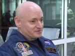 El astronauta Scott Kelly se retira tras pasar un año en el espacio