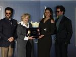 La empresa de los Premios de Bollywood desconoce estar siendo investigada y destaca el aval del Gobierno indio