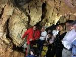 Un estudio recoge las "peculiaridades" de la cueva de Guantes, en Palencia, como primer paso para su puesta en valor