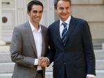 Zapatero recibe hoy a Contador en La Moncloa