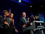 Los dos grandes partidos de Australia cortejan a los independientes para gobernar