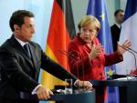 Merkel y Sarkozy escenifican cohesión en el turbulento panorama alemán y europeo