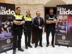 Bueno anuncia un reglamento de funcionamiento de Policía Local, que inicia una campaña para mejorar su imagen