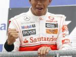 Hamilton gana el GP de Bélgica; Alonso abandona