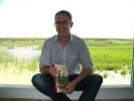 El escritor Jorge Molina cree que hay "muchos agoreros" alrededor de Doñana, pero "no está tan mal como dicen"