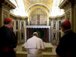 Por primera vez un Papa baja hasta la tumba de San Pedro