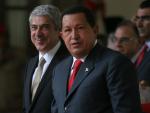 Hugo Chavez en Portugal para cerrar varios acuerdos económicos con Sócrates
