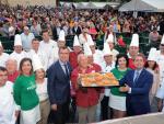 Miles de personas celebran el VIII Día del Pastel de carne con una gran fiesta en Belluga