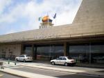 Canarias mantiene la reclamación sobre la gestión de los aeropuertos y pide la reunión de la comisión mixta