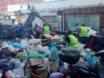 Dos empresas privadas continúan con la retirada de residuos por motivos de seguridad