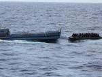 La Marina de Italia localiza los cadáveres de cerca de 30 inmigrantes en un bote en el Canal de Sicilia