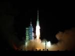 El "Shenzhou IX" vuelve con éxito a la Tierra tras marcar un hito en China