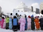 Sapporo inaugura su festival de invierno con 250 esculturas de nieve