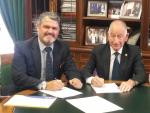 CajaSur firma dos operaciones con la Diputación de Almería por diez millones de euros