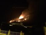 Una bengala provocó el fuego en Tavernes de la Valldigna, ya estabilizado