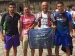 El corredor Óscar Pasarín rompe el récord del Camino de Santiago para lograr "difusión" para los refugiados