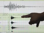 Un terremoto de 6,8 causa un pequeño tsunami en Japón sin dañar las plantas nucleares