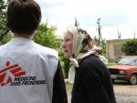 Miles de ancianos atrapados en la línea de frente en Ucrania sufren la falta de asistencia médica