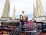 Los "camisas rojas" regresan a las calles de Bangkok pese al estado de excepción