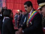 Maduro condecora a la canciller Rodríguez, tras su labor en la sesión de la OEA